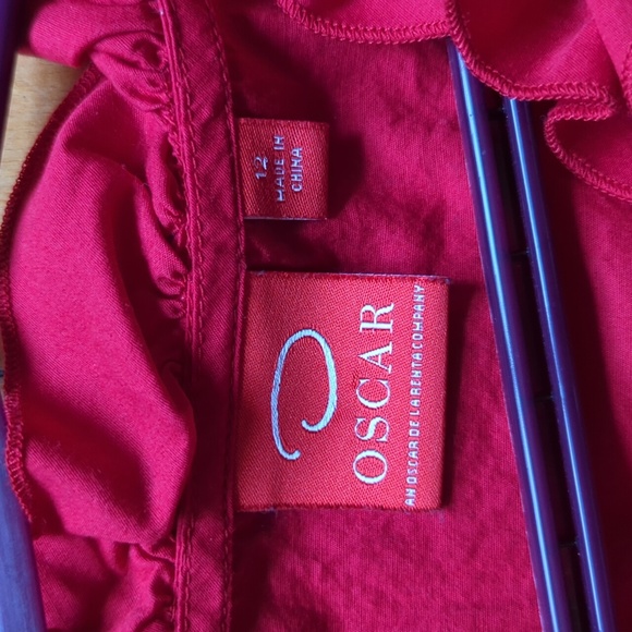 Oscar De La Renta Red Cotton Ruffle Blouse - Picture 4 of 6